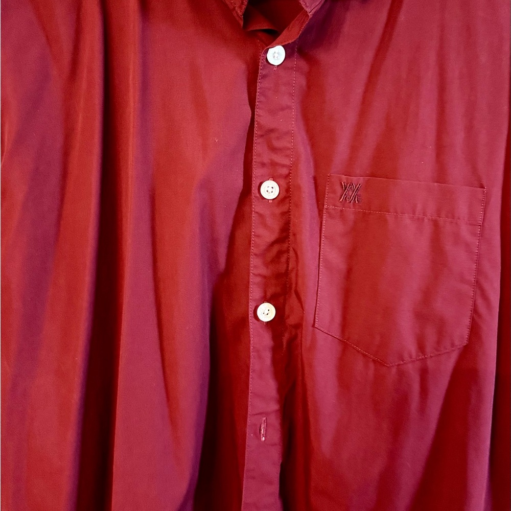 DIXXON Men’s Solid Maroon Bamboo Short Sleeve